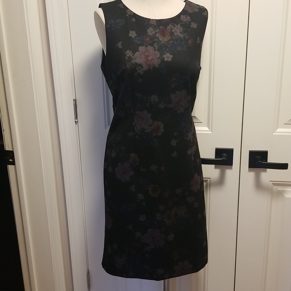 Mario Serrani Italy Sleeveless Dress Muted Floral and Black Womens Medium